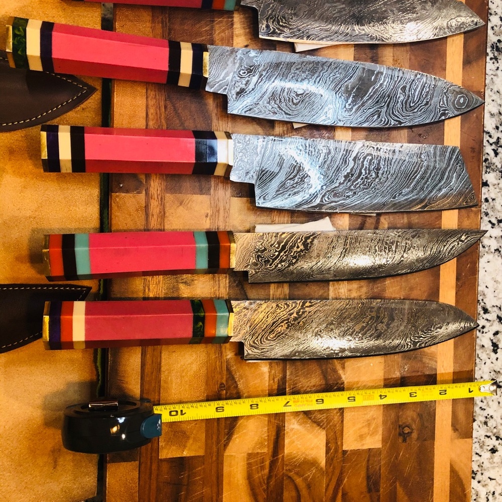 Luxurious Damascus chef knife